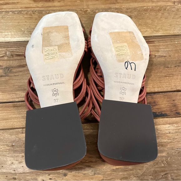 STAUD Adeline Knotted Block Heel in Spice - Picture 8 of 10